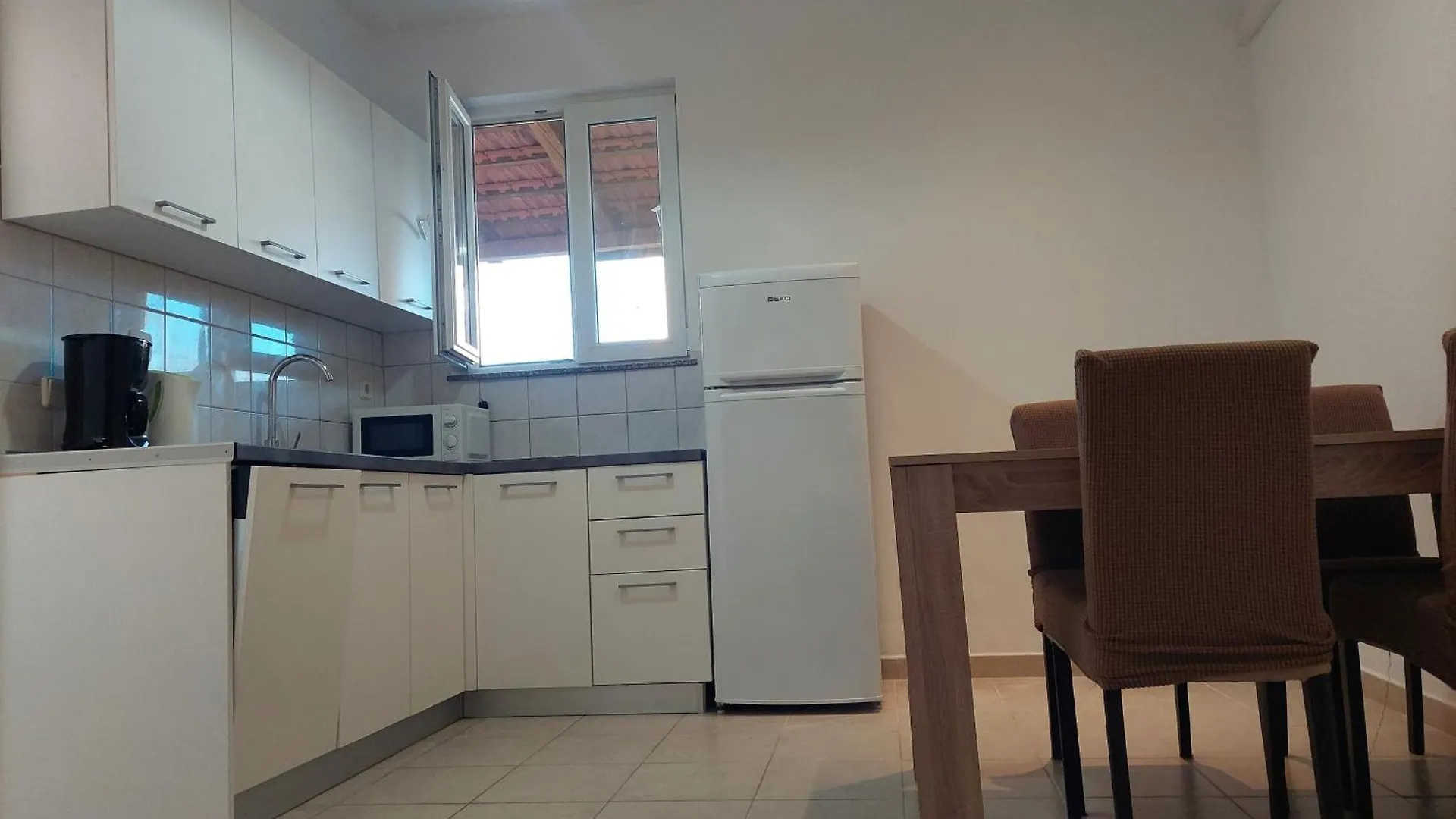 Apartments With A Parking Space Nin, Zadar - 5797  宁