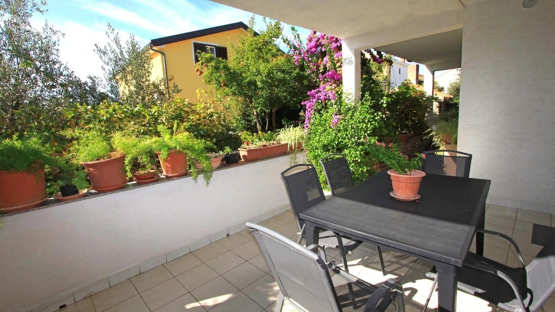 Apartments With A Parking Space Nin, Zadar - 5797  宁